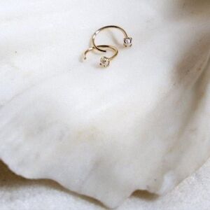 Maris Pearl and Co. Pearl Hook Earring